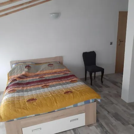 House בית הארחה קריובה