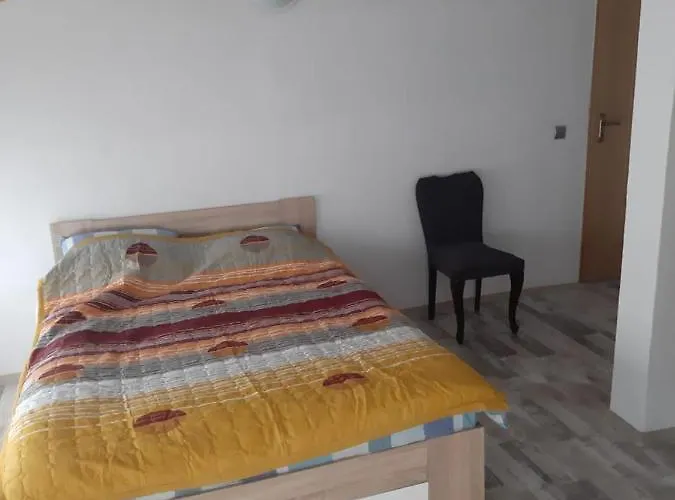 House Pensiune Craiova